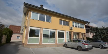 Vila s poslovnimi prostori, Ljubljana
