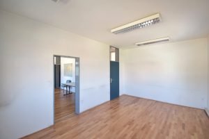 Naprodaj del poslovne stavbe - Ptuj