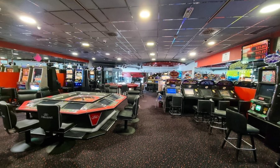 Poslovno stanovanjska stavba v Žalcu