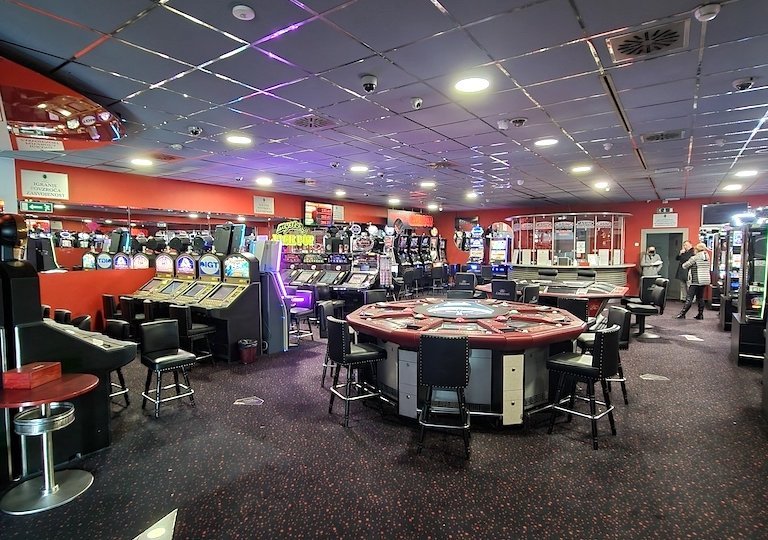 Poslovno stanovanjska stavba v Žalcu