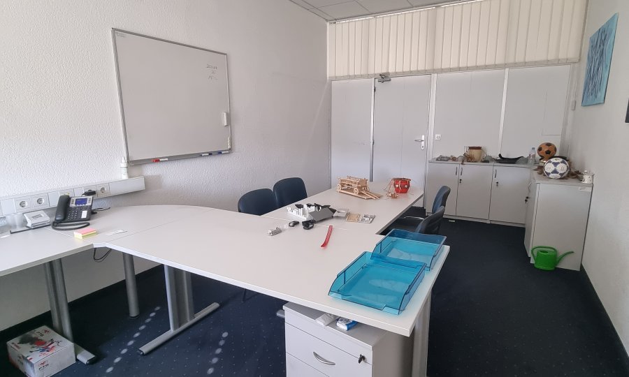 NAPRODAJ Proizvodno - skladiščni in pisarniški prostori, Blejska Dobrava