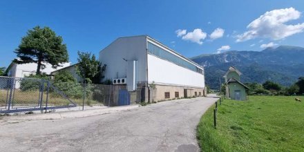 NAPRODAJ Proizvodno - skladiščni in pisarniški prostori, Blejska Dobrava