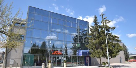 Poslovno stanovanjska stavba v Žalcu