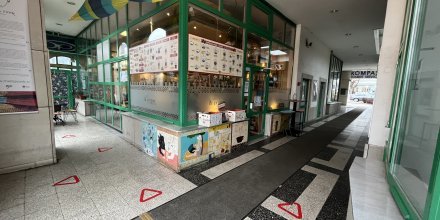 na Bledu oddamo prostor primeren za trgovski lokal ali kavarno