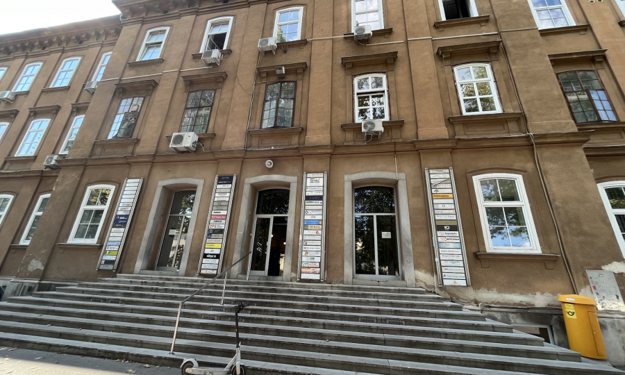 Tobačna - Tržaška 2